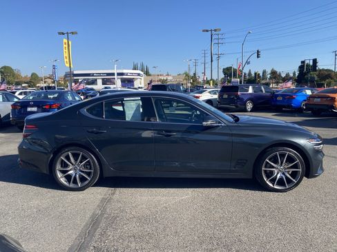 Used 2023 Genesis G70 2.0T image 2