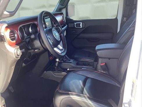 Certified 2022 Jeep Gladiator Rubicon w/ Dual Top Group image 12