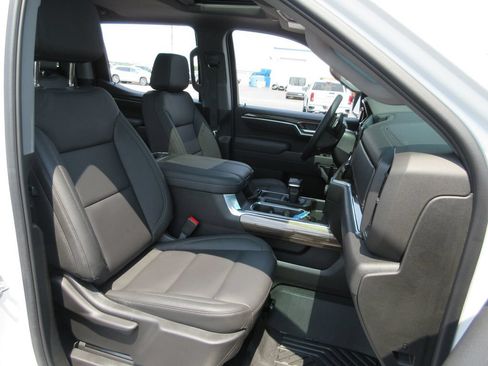Used 2026 Chevrolet Silverado 1500 RST w/ RST All Star Premium Package AWD/4WD image 24