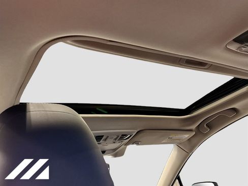 Used 2017 Subaru Legacy 2.5i Limited image 24