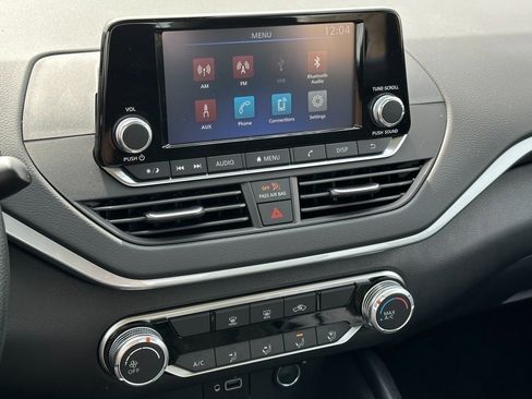 Certified 2025 Nissan Altima 2.5 S image 11