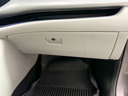 Used 2019 Toyota Highlander XLE image 35