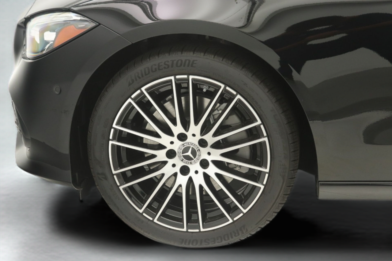 New 2026 Mercedes-Benz C 300 4MATIC Sedan image 11