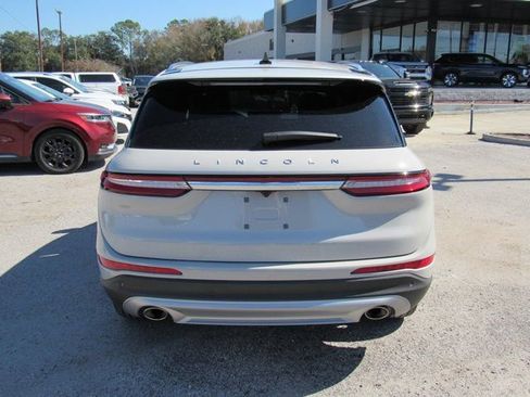 Used 2023 Lincoln Corsair Reserve FWD image 4