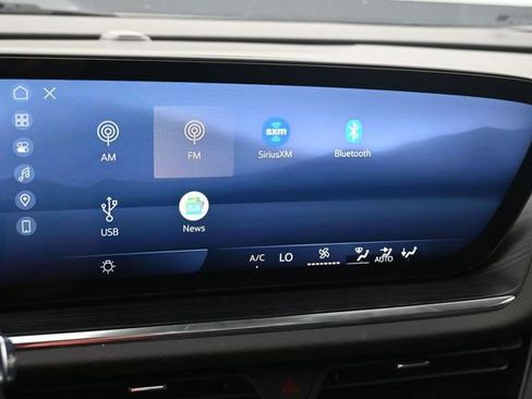 Used 2024 Buick Envision Preferred AWD/4WD image 24