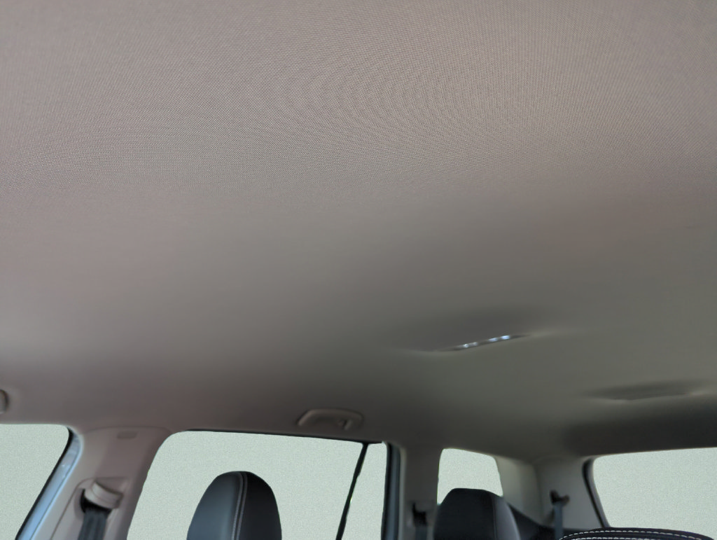 Used 2024 Volkswagen Atlas SE FWD image 33