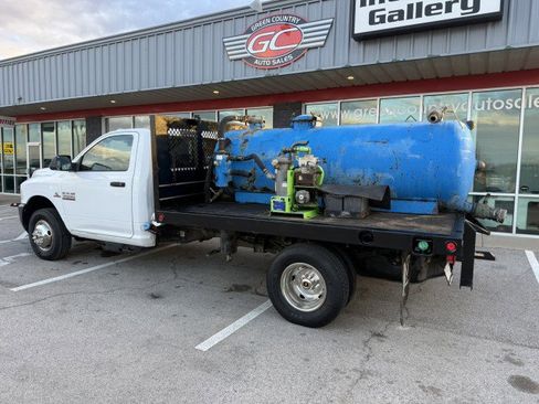 Used 2017 RAM 3500 Tradesman image 5