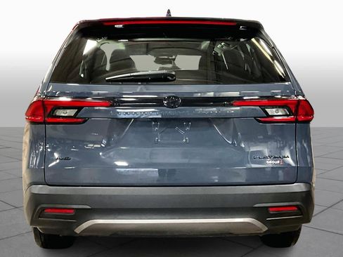 Used 2025 Toyota Grand Highlander AWD image 4