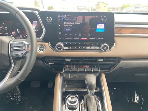 Used 2026 GMC Canyon Denali AWD/4WD image 18