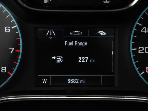 Used 2017 Chevrolet Cruze LT w/ Convenience Package image 18