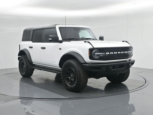 Used 2022 Ford Bronco Wildtrak image 55