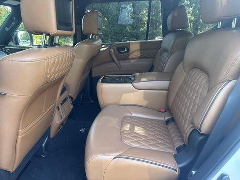 Certified 2021 INFINITI QX80 Sensory w/ All-Season Package AWD/4WD image 12
