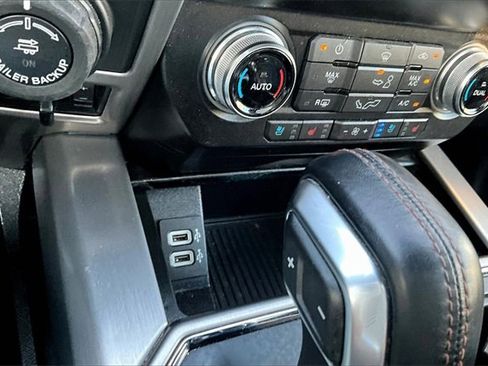 Used 2019 Ford F150 Platinum w/ Equipment Group 701A Luxury image 24