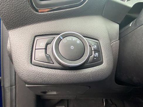 Used 2017 Ford Escape Titanium FWD image 19