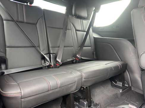 Used 2022 Chevrolet Tahoe RST w/ Sport Performance Package image 18