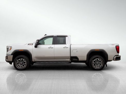Used 2022 GMC Sierra 2500 SLE w/ SLE Value Package; image 2