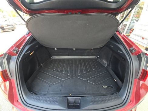 Used 2018 Toyota C-HR XLE image 11