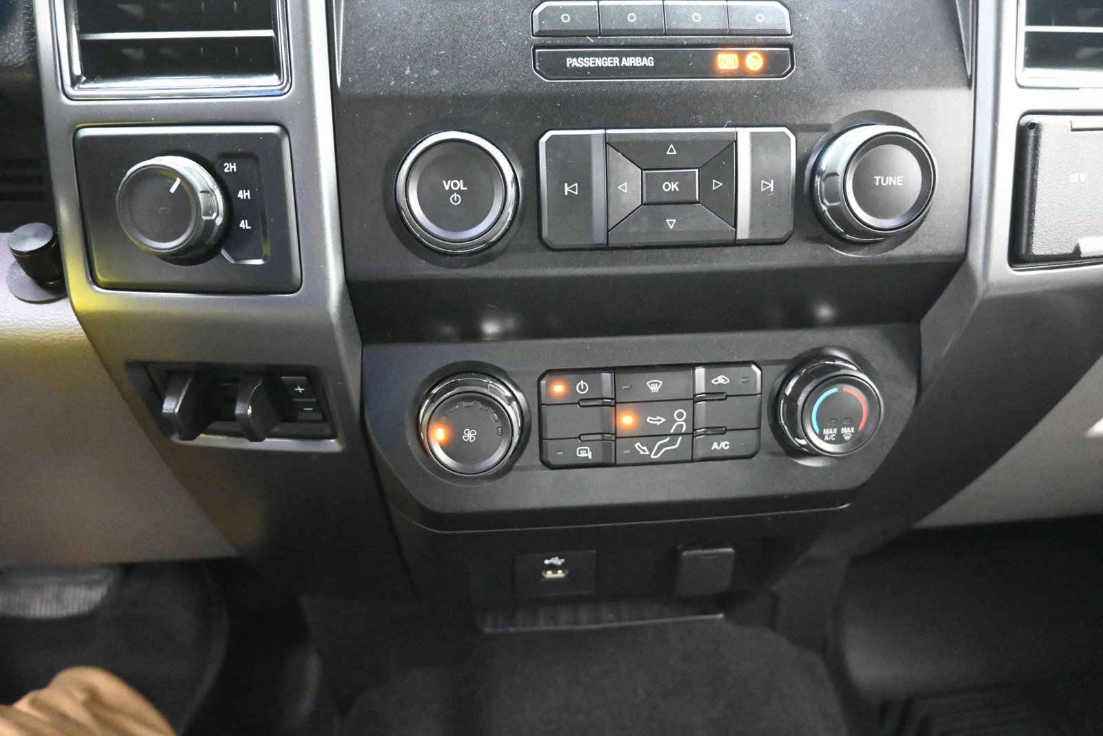 Used 2019 Ford F250 XLT AWD/4WD image 26
