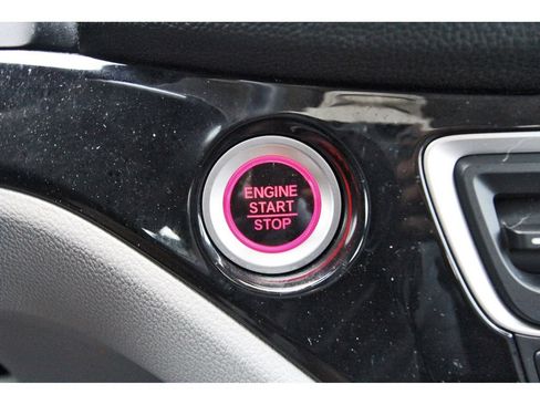 Used 2021 Honda Pilot Elite image 22