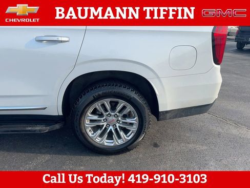 Used 2021 GMC Yukon SLT w/ SLT Premium Package image 28