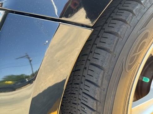 Used 2017 Ford Mustang Coupe image 22