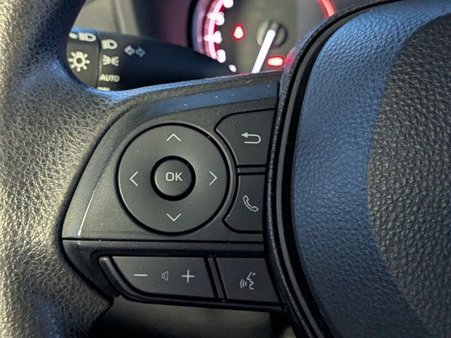 Used 2024 Toyota RAV4 XLE FWD image 25