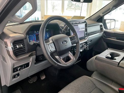 Used 2024 Ford F150 XLT image 8