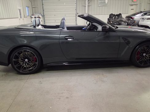 Used 2023 BMW M4 xDrive Competition AWD/4WD image 9