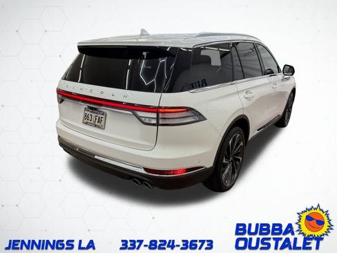 Used 2022 Lincoln Aviator Reserve w/ Equipment Group 201A image 6