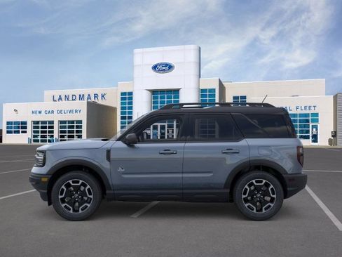 Used 2024 Ford Bronco Sport Outer Banks w/ Tech Package AWD/4WD image 3