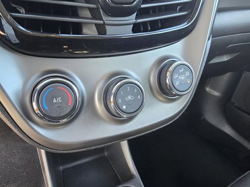 Used 2021 Chevrolet Spark LT image 20