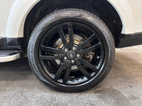 Used 2016 Land Rover LR4 HSE Silver Edition AWD/4WD image 5