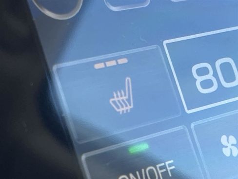 Certified 2023 Subaru Outback Premium image 25