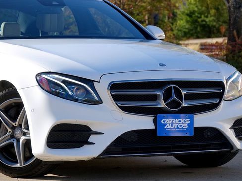 Used 2017 Mercedes-Benz E 300 4MATIC image 17