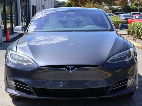 Used 2017 Tesla Model S 75 image 10