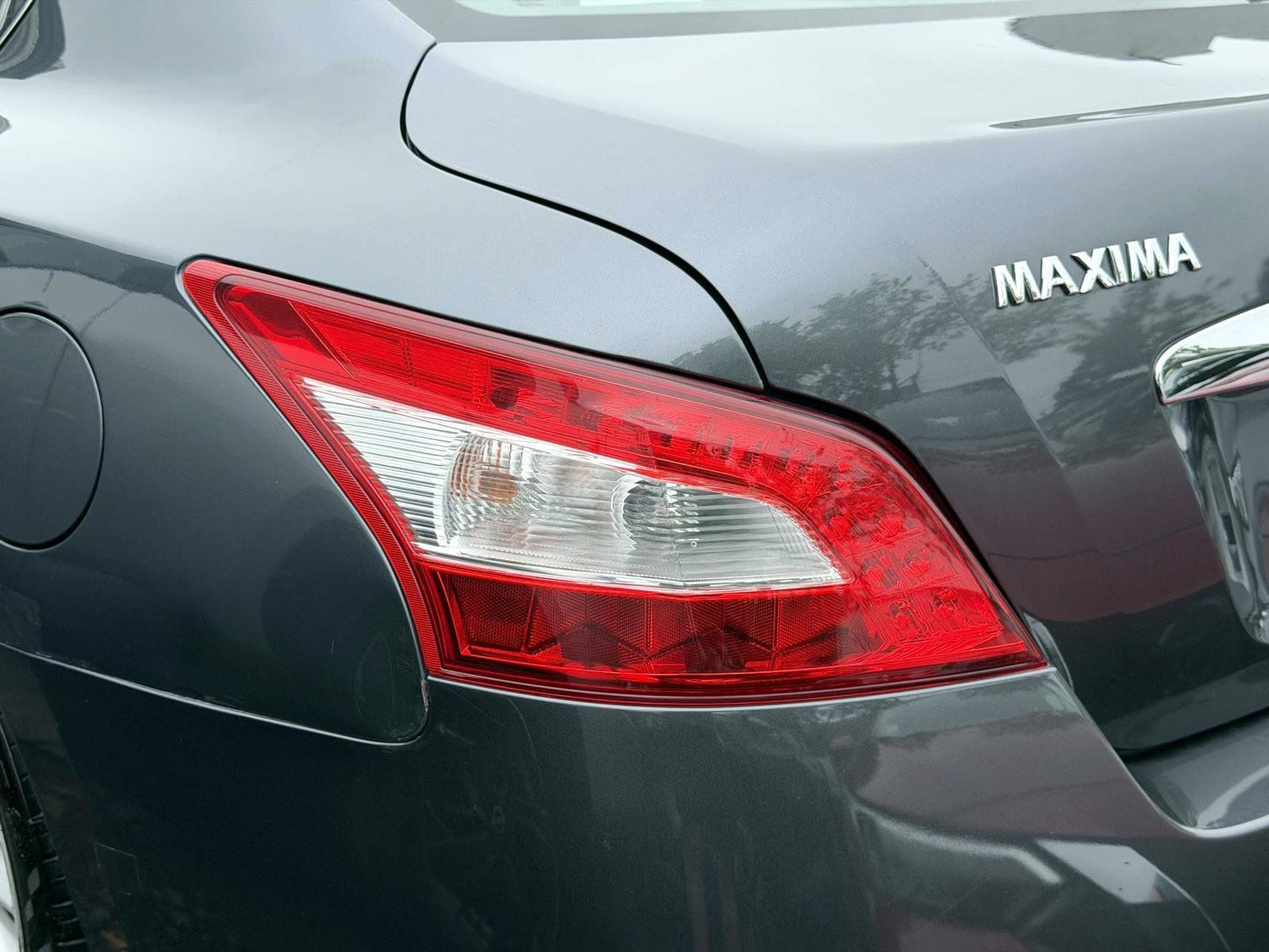 Used 2010 Nissan Maxima 3.5 SV w/ Premium Pkg FWD image 9