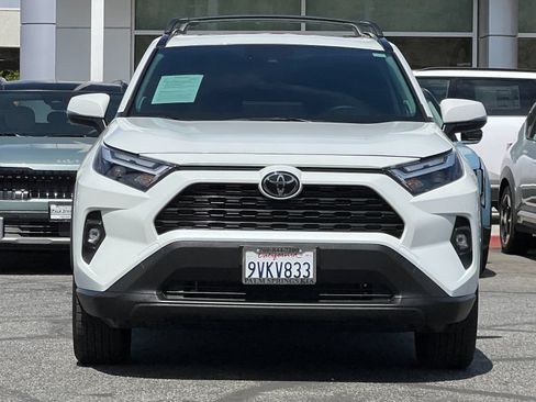 Used 2025 Toyota RAV4 XLE Premium w/ Weather Package FWD image 8