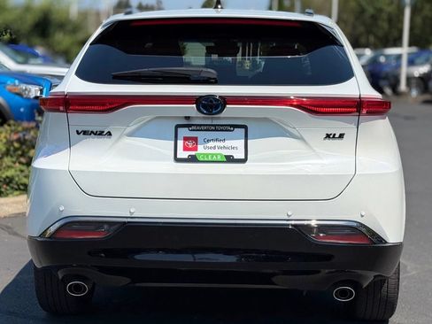 Certified 2023 Toyota Venza Nightshade AWD/4WD image 4