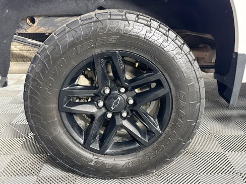 Used 2024 Chevrolet Silverado 1500 LT Trail Boss w/ Protection Package AWD/4WD image 31
