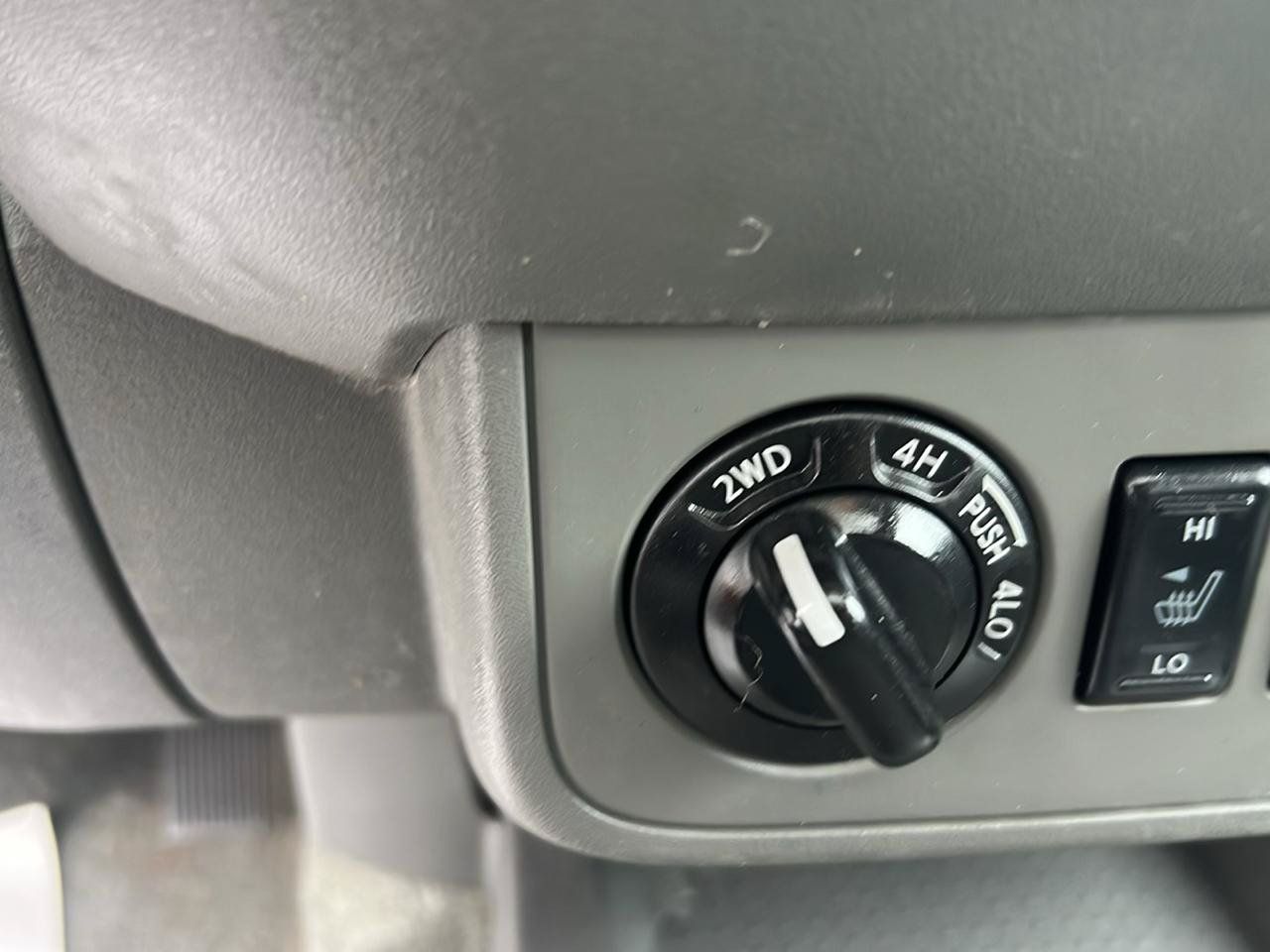 Used 2016 Nissan Frontier SV AWD/4WD image 21
