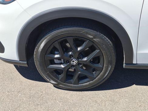 Used 2023 Honda HR-V Sport image 14