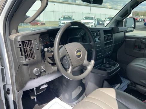 Used 2019 Chevrolet Express 2500 w/ Driver Convenience Package image 18