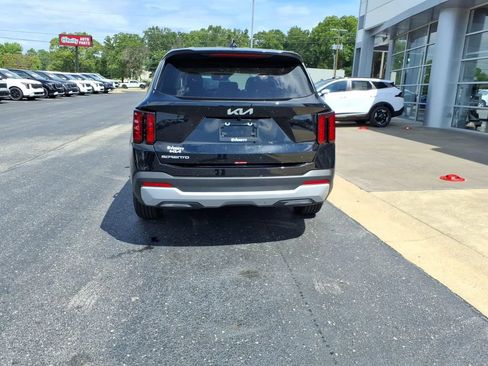 New 2026 Kia Sorento LX FWD image 5