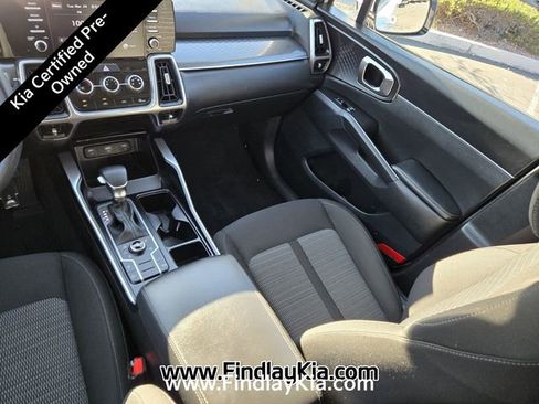 Certified 2023 Kia Sorento LX image 16