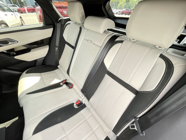 Used 2023 Land Rover Range Rover Velar R-Dynamic S AWD/4WD image 17