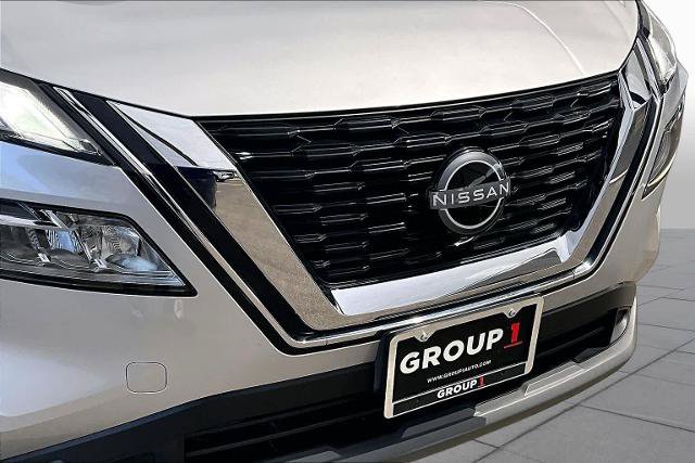 Certified 2023 Nissan Rogue SV FWD image 29