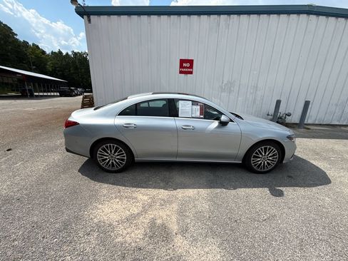 Used 2025 Mercedes-Benz CLA 250 image 9