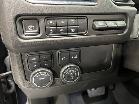 Used 2023 GMC Yukon XL AT4 w/ AT4 Premium Package image 19