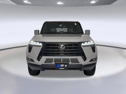 Used 2025 Lexus GX 550 w/ Accessory Package (2T) AWD/4WD image 6