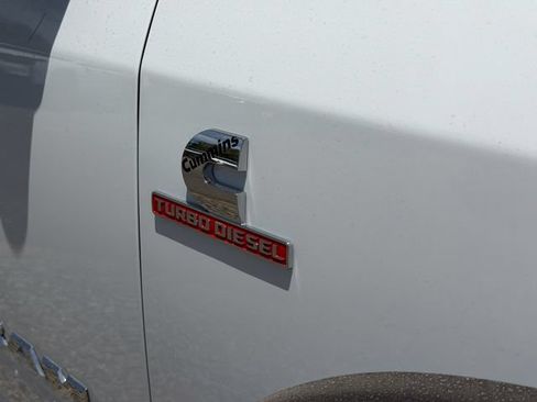 New 2026 RAM 5500 4x4 Crew Cab image 7